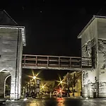 Atlanta 4*