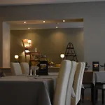 亚特兰大酒店 4*