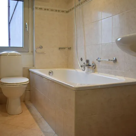Atlanta Hotel 4*
