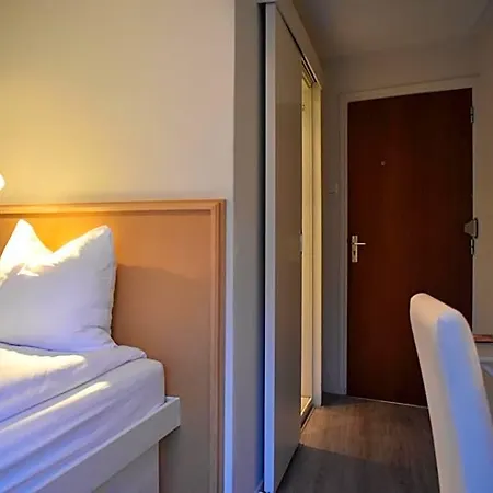Atlanta 4*