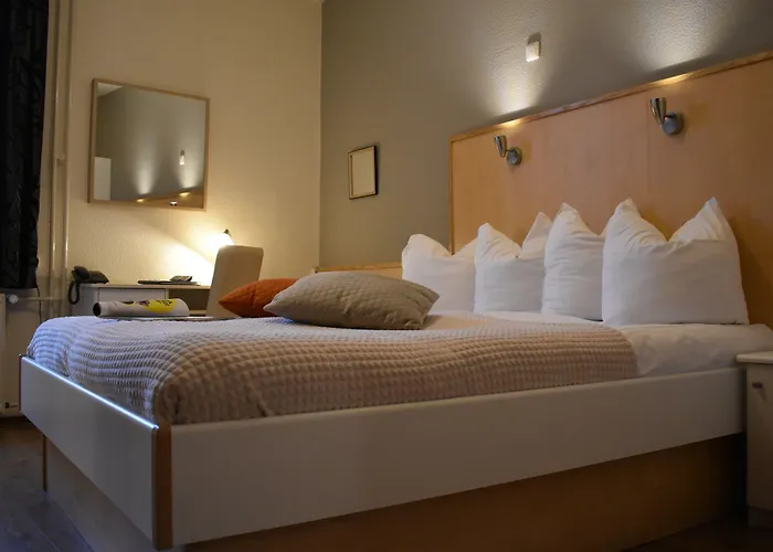 Отель Atlanta 4*